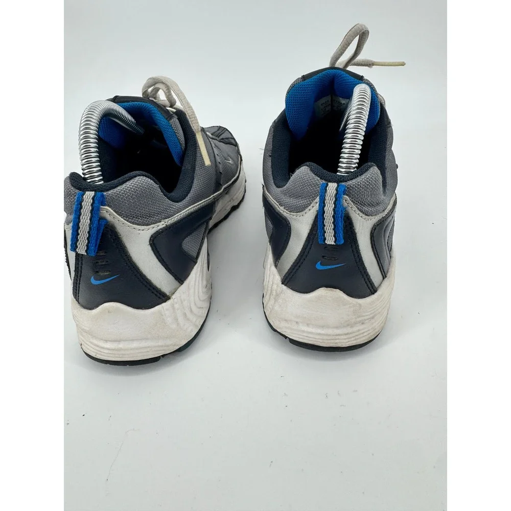 Nike Dart VI Running‎ Shoes 7Y Grey Navy Blue Athletic Sneakers 318835-041